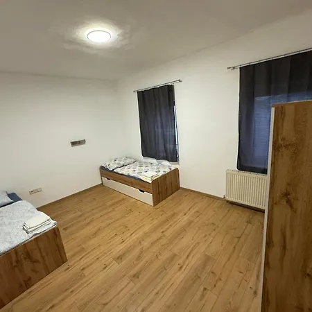 3 Schlafzimmer Albins At דירה *